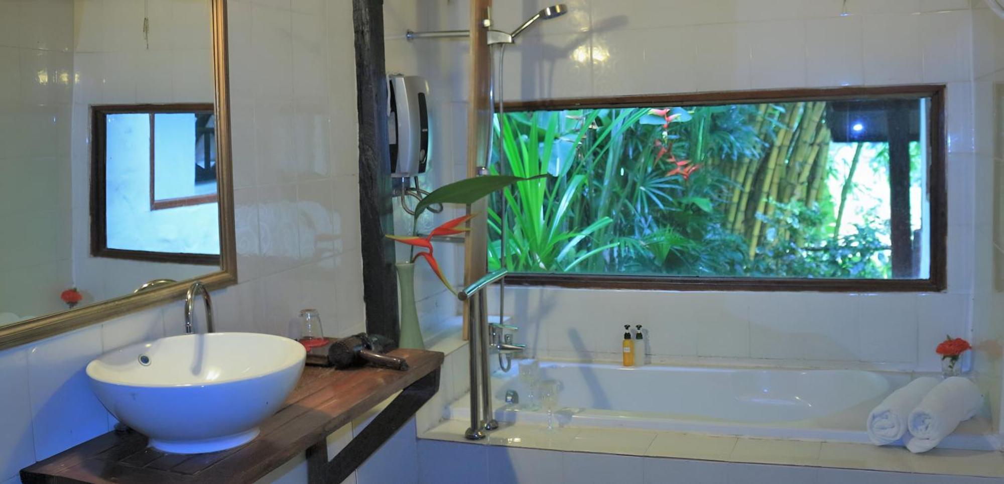 Tonnam Homestay เชียงใหม่ ภายนอก รูปภาพ